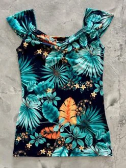 Isabel Top In Tropical